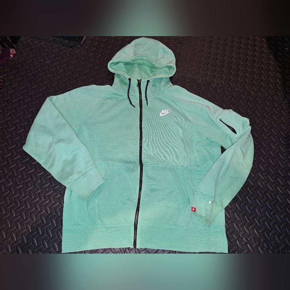 Vintage y2k Nike zip up sweater